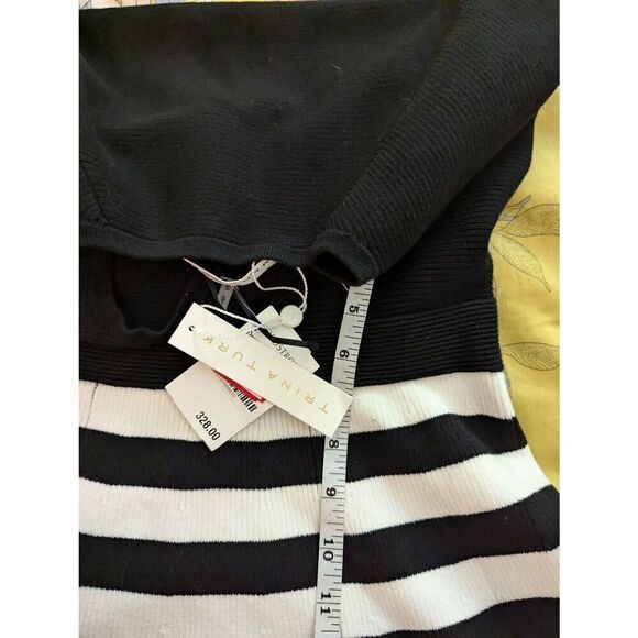 Brand New Trina Turk Women’s Small Black White Striped Fit & Flare Dress $328 - Picture 3 of 6